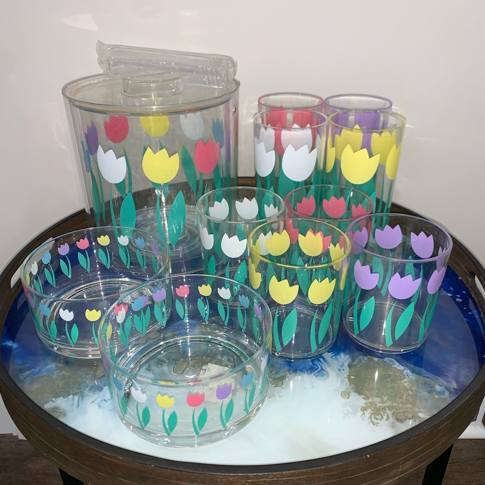 🌷Vintage 90s Acrylic Glassware Set | Dayton Hudson + Marshall Field Tulip Set 🌷